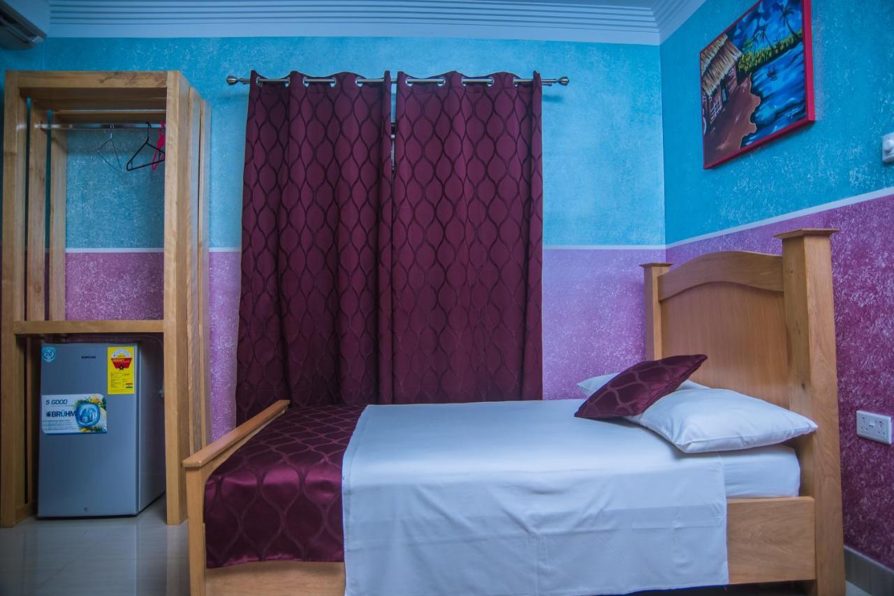 Homey Lodge Kumasi Exterior photo